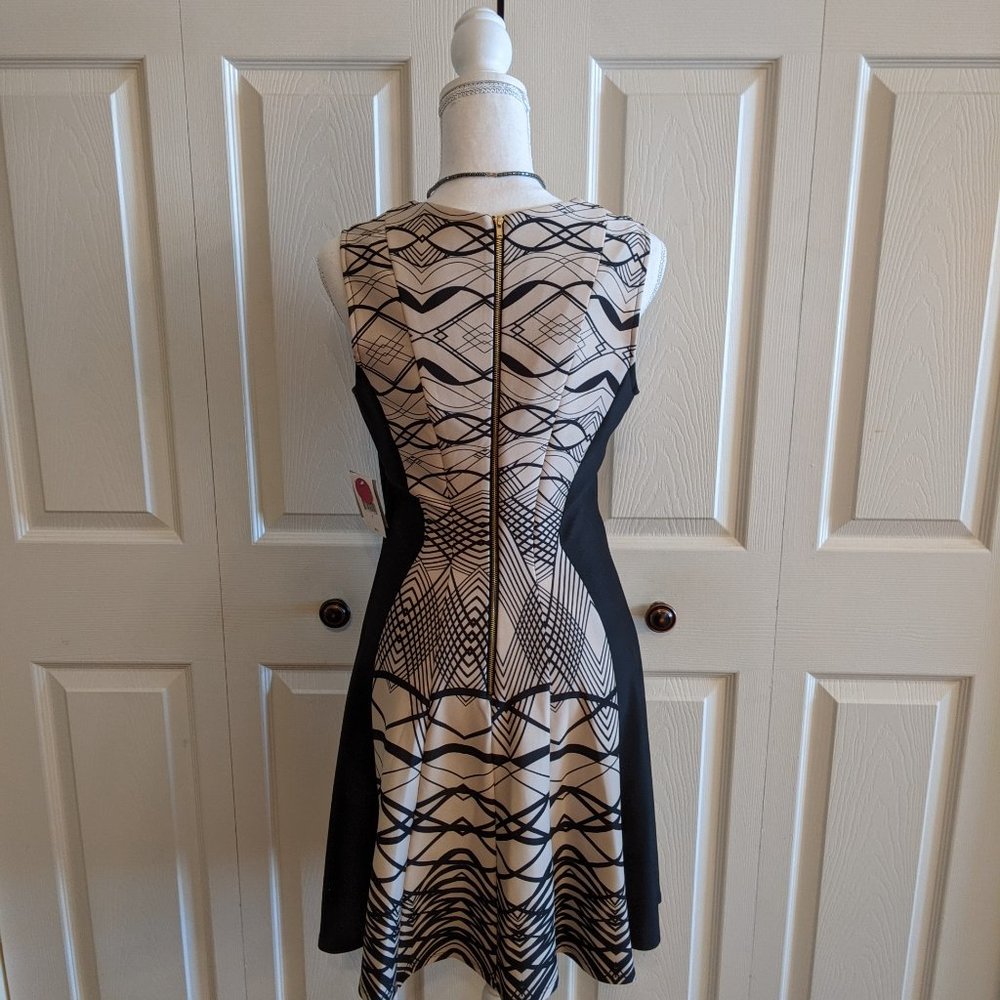 Danny & Nicole Sleeveless Dress NWT - Picture 2 of 7